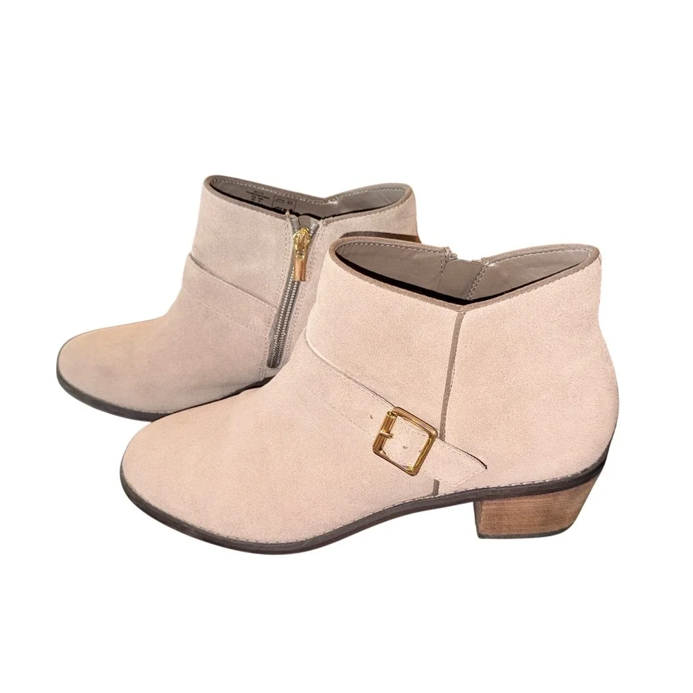 Lands' End Women's Ankle Boots Beige 10B Suede Leather Buckle Accent Zip Closure
